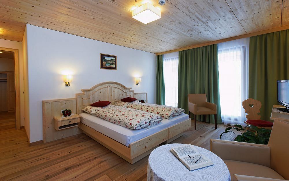 Hotel Monte Paraccia San Vigilio Di Marebbe Dış mekan fotoğraf
