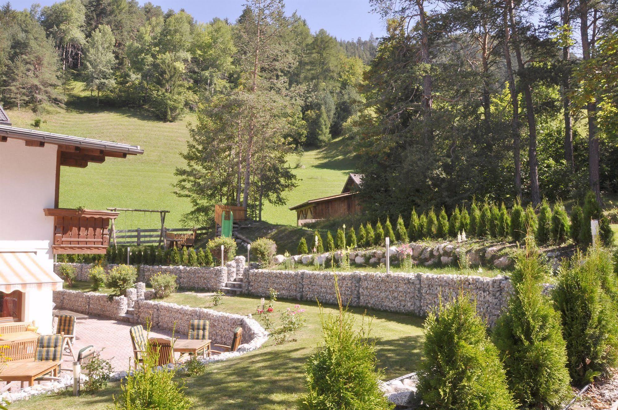 Hotel Monte Paraccia San Vigilio Di Marebbe Dış mekan fotoğraf