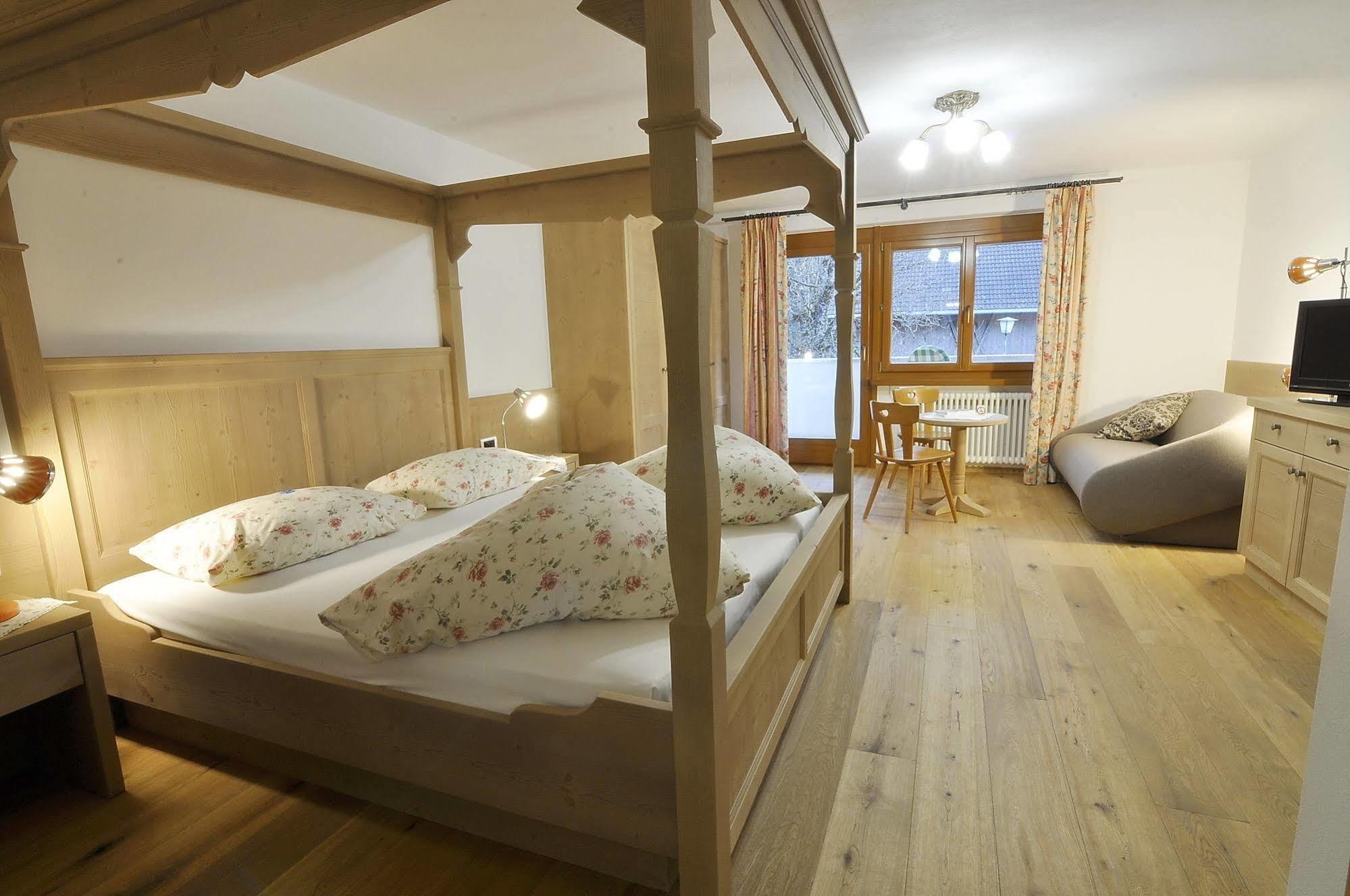 Hotel Monte Paraccia San Vigilio Di Marebbe Dış mekan fotoğraf