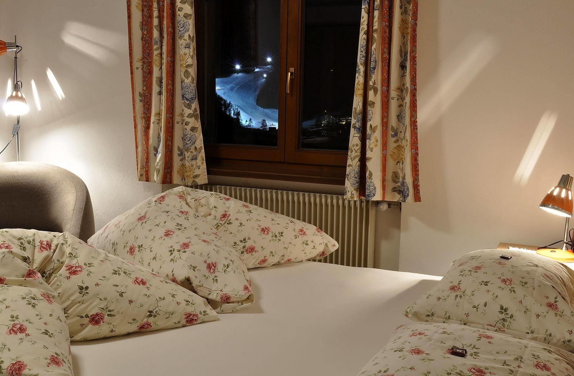 Hotel Monte Paraccia San Vigilio Di Marebbe Dış mekan fotoğraf